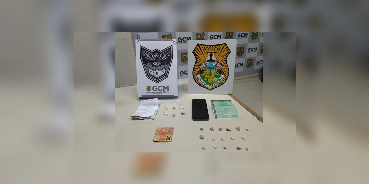 Homem é preso com anotações do PCC suspeito de tráfico de drogas, em PG