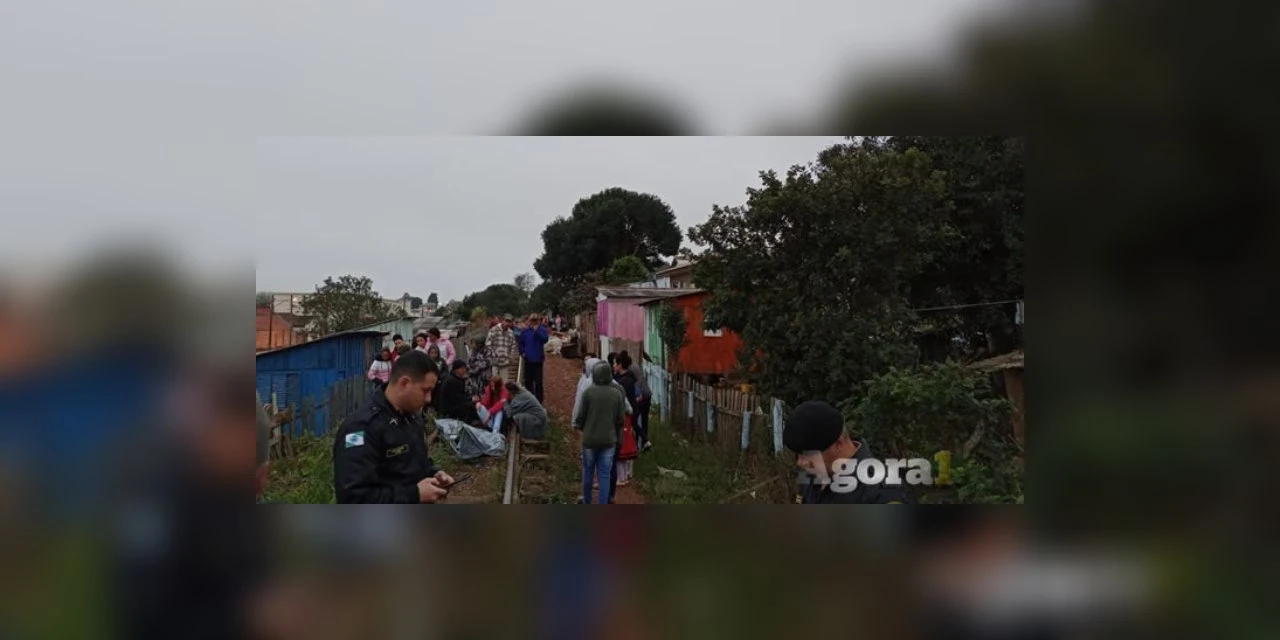 Homem mata mãe e outras três pessoas a tiros em Pirai do Sul