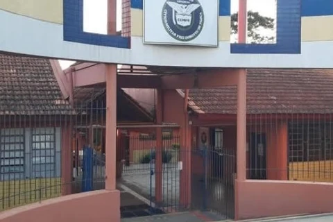 Ladrões fazem a limpa e deixam escola sem energia, em Ponta Grossa