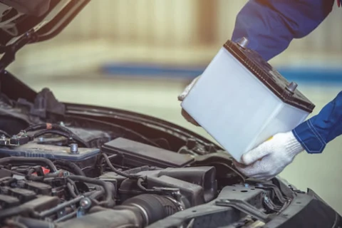 Baterias automotivas fabricadas no Paraná deverão ter dispositivo informando a quantidade de carga disponível