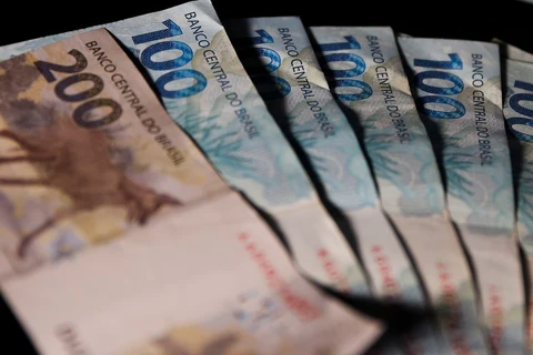 Beneficiários com NIS final 5 recebem hoje o Auxílio Brasil