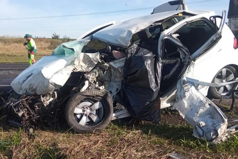 Acidente entre caminhão e automóvel deixa duas vitimas fatais em Palmeira