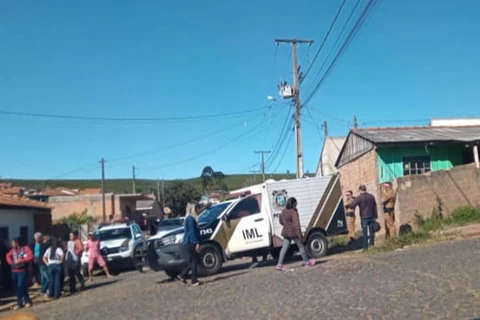 Casal e cachorro Pitbull foram mortos a tiros em Jaguariaíva; diz policia
