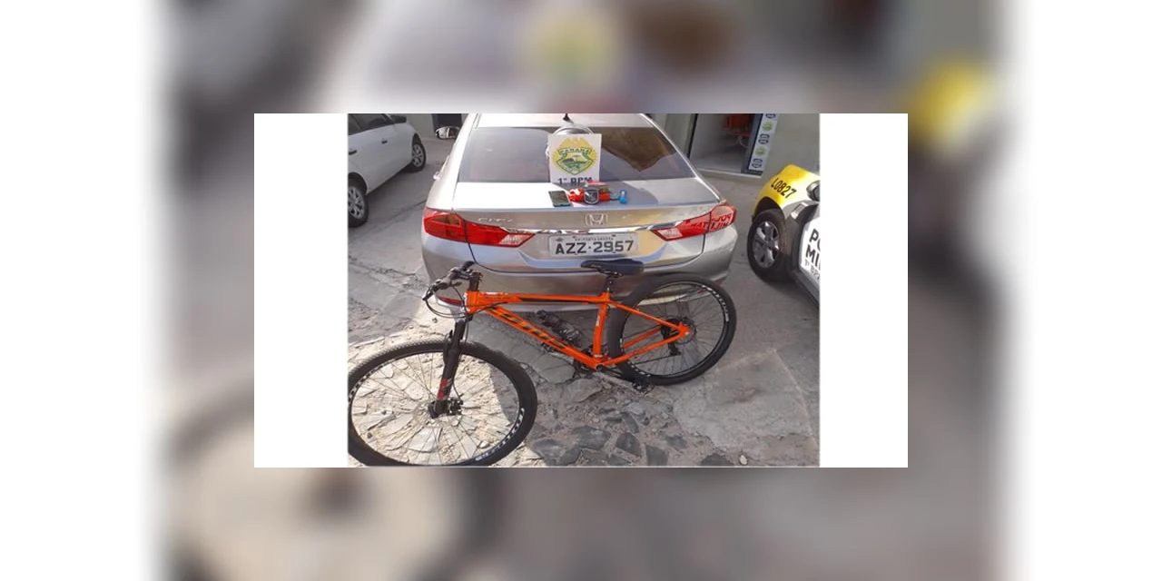 Suspeitos de trafico e roubo são presos pela policia, em PG