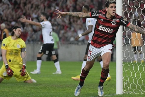 Flamengo vence o Corinthians e vai à semifinal da Libertadores