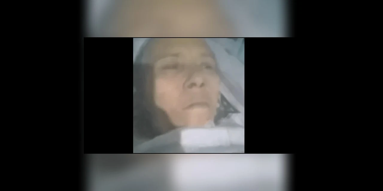 Video: Mulher dada como morta abre os olhos durante velório