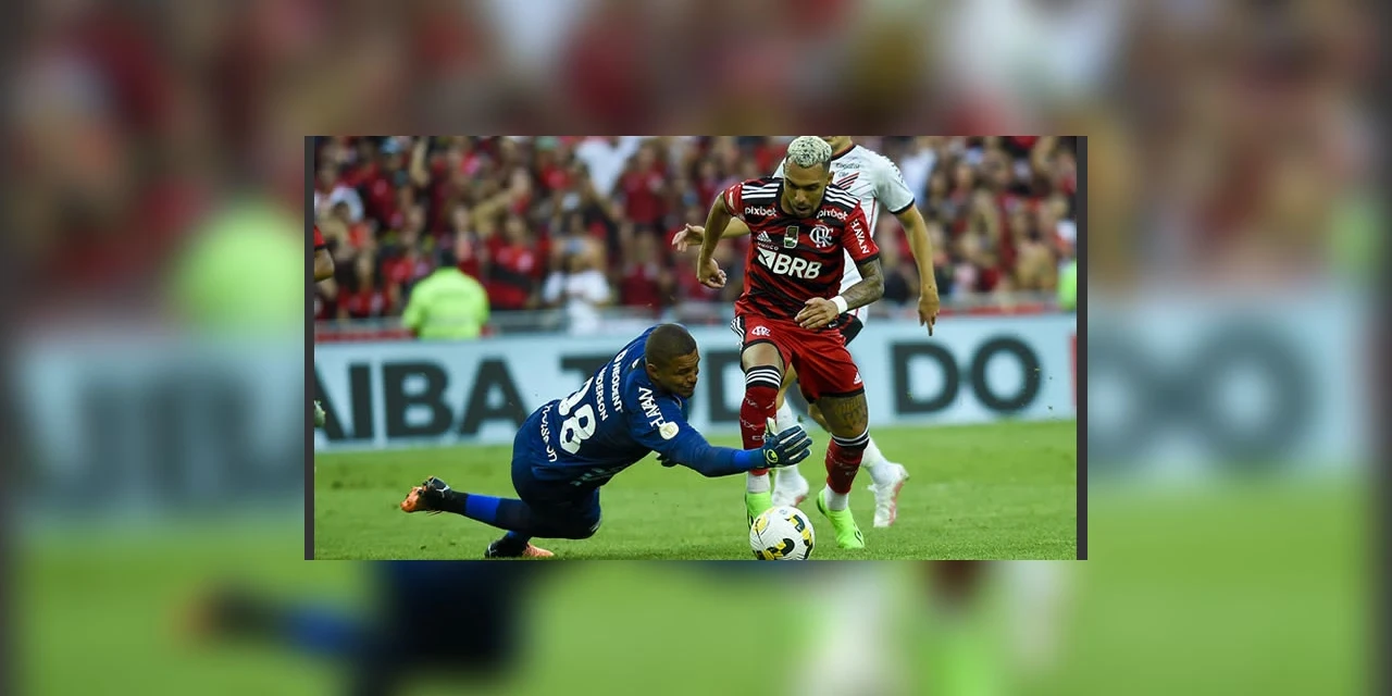 Mengão goleia o Athletico-PR por 5 a 0 no Maraca