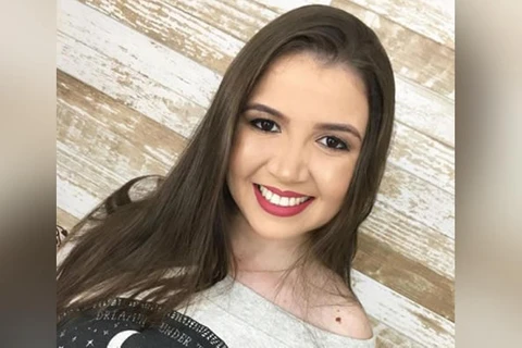 Jovem morre eletrocutada enquanto fazia jantar de aniversário do marido em air fryer