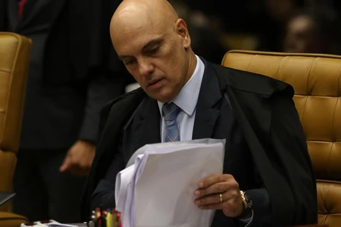 Ministro Alexandre de Moraes toma posse como presidente do TSE