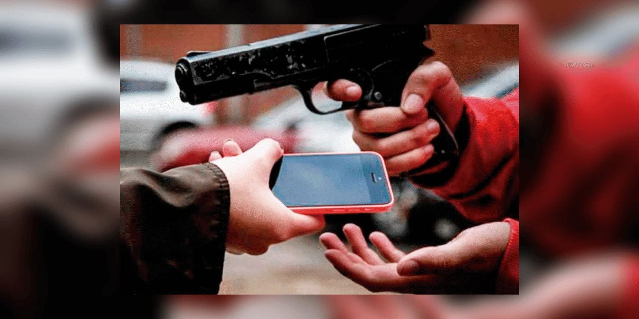 Dois celulares são roubados após assaltos em PG