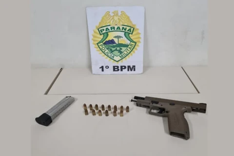 Polícia Militar apreende arma de fogo após briga generalizada em bar na Nova Rússia