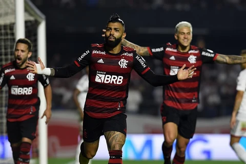 Flamengo vence São Paulo por 3 a 1 no Morumbi e abre vantagem na semifinal da Copa do Brasil