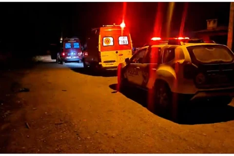 Homem é executado a tiros na frente da família em PG