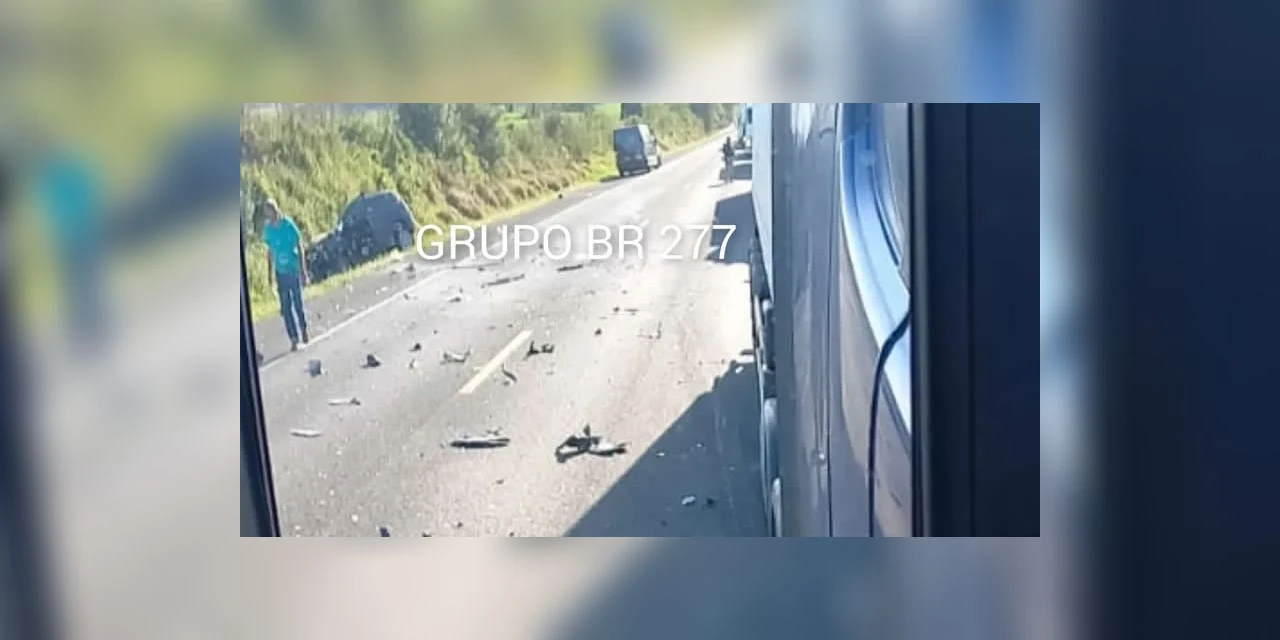 Colisão frontal entre caminhão e carro deixa dois mortos na BR-277, em Prudentópolis