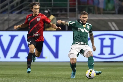 Athletico e Palmeiras iniciam disputa por vaga na final da Libertadores