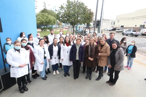 Prefeita Elizabeth Schmidt entrega US e anuncia superposto no Borato