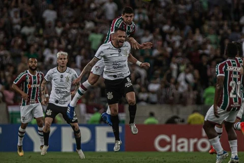 Copa do Brasil: Corinthians e Fluminense lutam por vaga na decisão