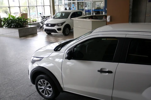 Carros zero km do Nota PG e Imposto Premiado já estão expostos na Prefeitura