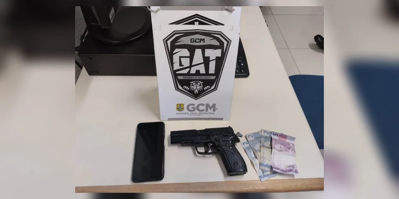 Suspeito de assaltar homem em ponto de onibus é preso pela GCM, em PG