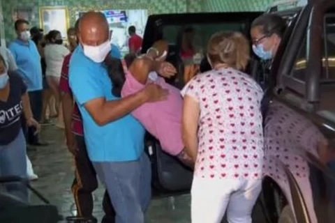 Mulher morre e dezenas são internados após intoxicação coletiva por vazamento de gás em SP