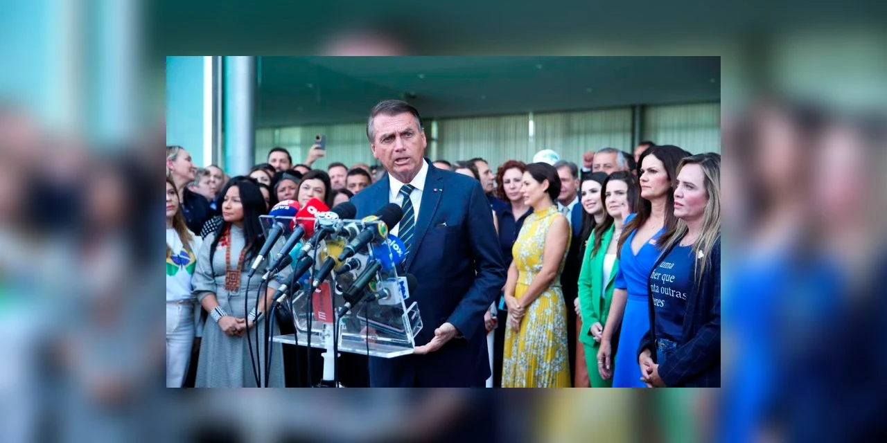 Política Bolsonaro recebe apoio de deputados reeleitos no Palácio da Alvorada