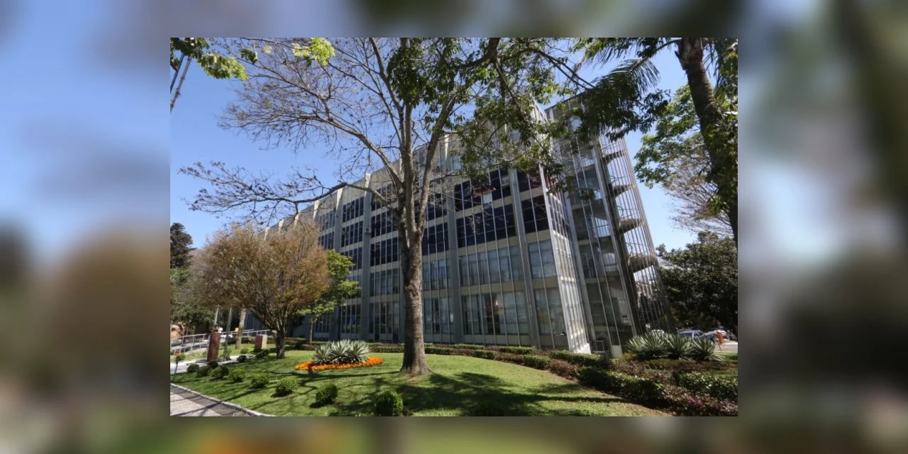 Saiba o que "Abre e Fecha" da Prefeitura durante o feriado de 12 de outubro