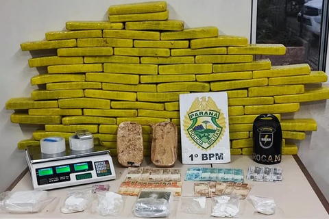 Policia Militar apreende mais de 50Kg de drogas na Vila Castanheira, em PG