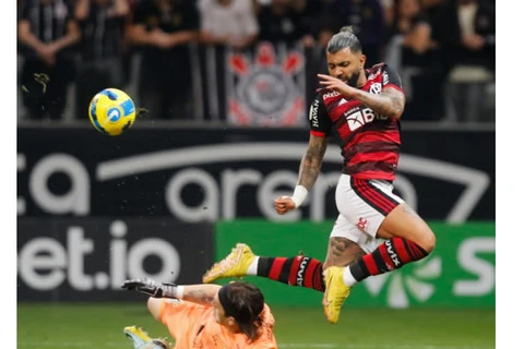 Em jogo disputado, Flamengo empata em 0 a 0 com o Corinthians pela primeira final da Copa do Brasil
