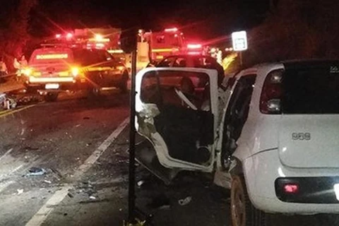 Acidente deixa sete mortos e sete feridos na BR 356, em MG