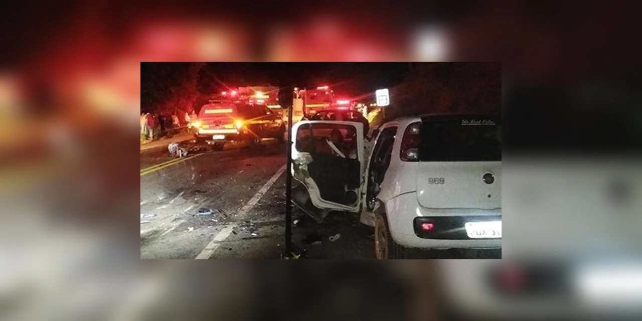 Acidente deixa sete mortos e sete feridos na BR 356, em MG