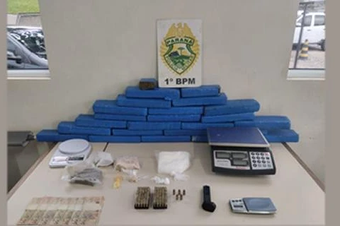 PM apreende mais de 20 kg de drogas no Cará-Cará, em PG