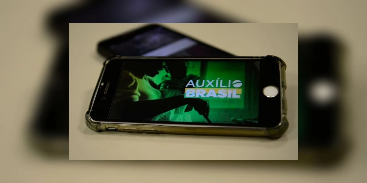 Beneficiários do Auxílio Brasil com NIS de final 6 recebem hoje