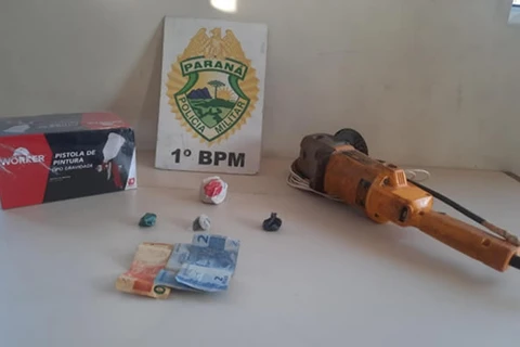 Mulher é detida suspeita de tráfico e receptação em bairro de PG