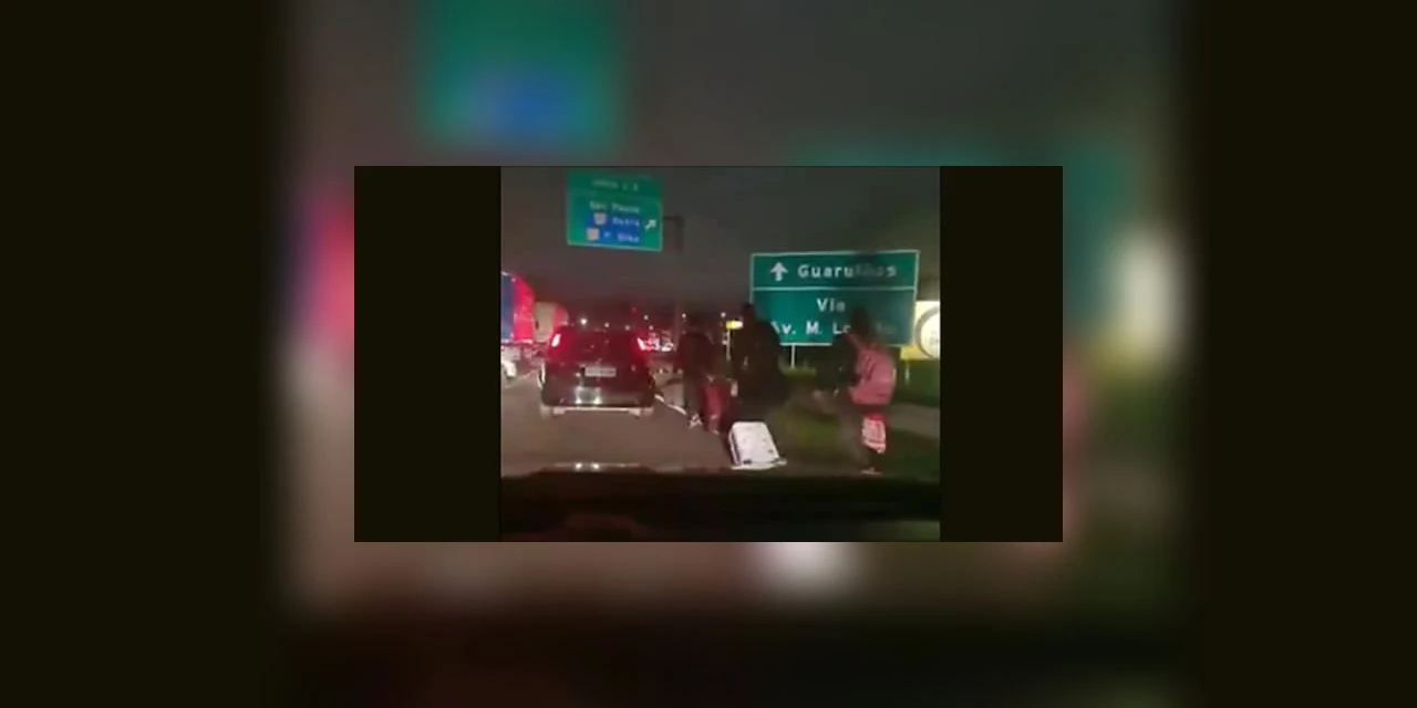 Voos são cancelados após bloqueio em rodovia que dá acesso ao Aeroporto de Guarulhos