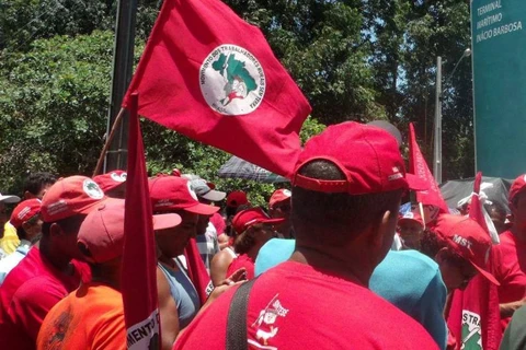 MTST orienta militantes a irem a estradas para desbloquear rodovias