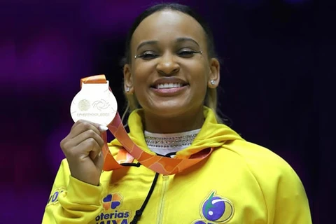 Rebeca Andrade conquista o ouro no individual geral