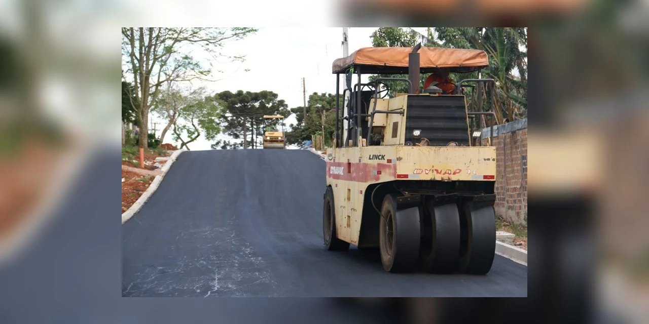 Prefeitura avança com obras do Programa Asfalto Novo no San Martin