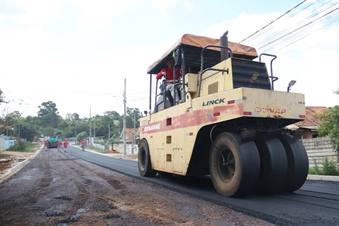 Ruas do Parque dos Sabiás começam a receber asfalto novo