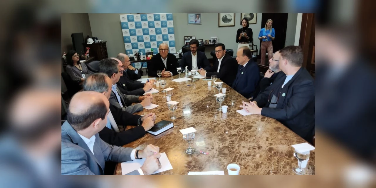 Frente Parlamentar defende suspensão da licitação dos pedágios no Paraná