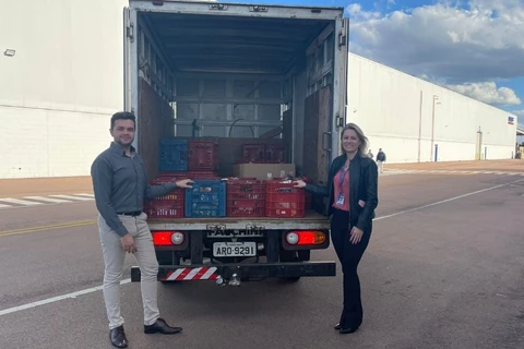 DAF Caminhões doa mais de 300 kg de alimentos, através do Programa Selo Social