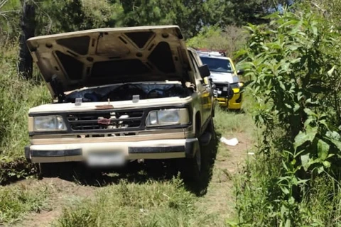 Camionete encontrada desmontada é recuperada pela policia