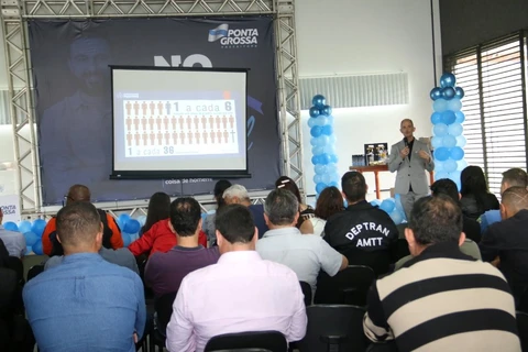 Prefeitura realiza palestra em alusão ao Novembro Azul