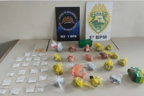 Suspeito de tráfico é preso com cocaína, crack e maconha, em bairro de PG