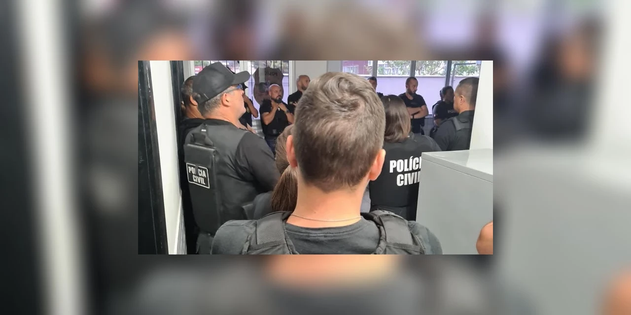 Polícia cumpre mandados em investigação de suspeita de crimes eleitorais em SC