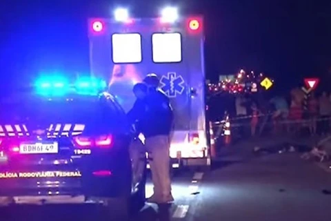 Adolescente, de 17 anos morre atropelada na BR-376, em Palmeira