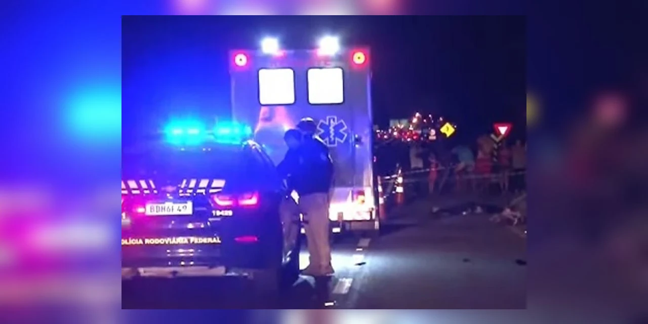 Adolescente, de 17 anos morre atropelada na BR-376, em Palmeira