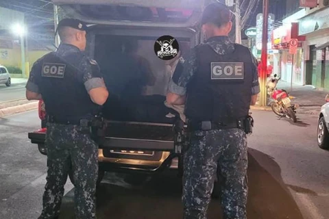 Homem usando tornozeleira eletrônica é preso com motocicleta roubada em PG