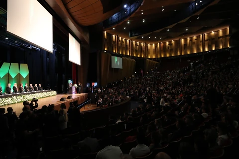 Governador e vice, senador e deputados eleitos em outubro são diplomados pelo Tribunal Regional Eleitoral do Paraná