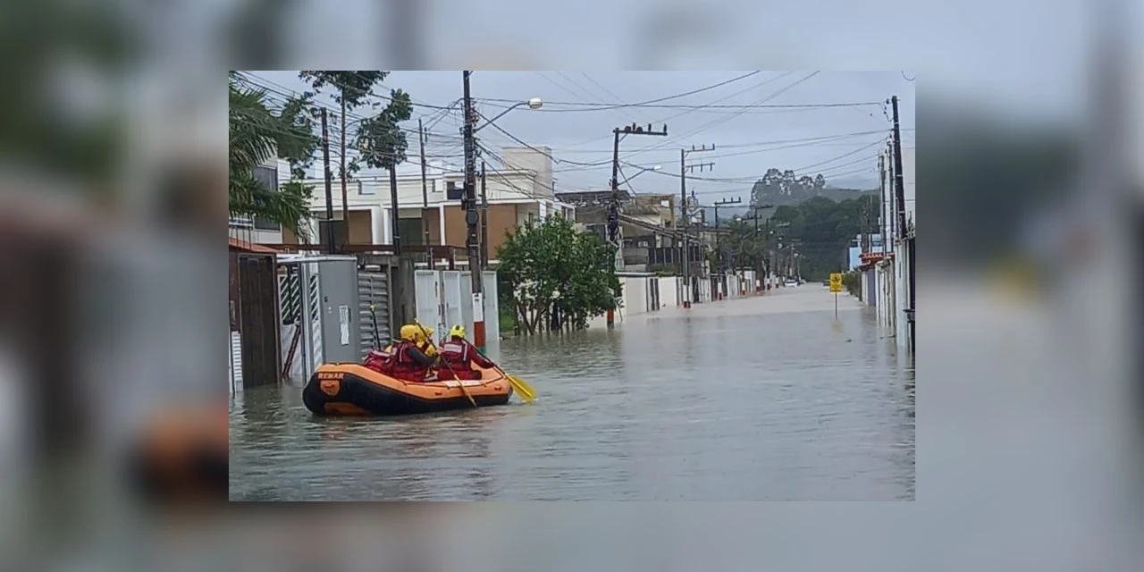 Camboriú esta em estado de emergência após 60% do município ser atingido pelas chuvas e alagamentos
