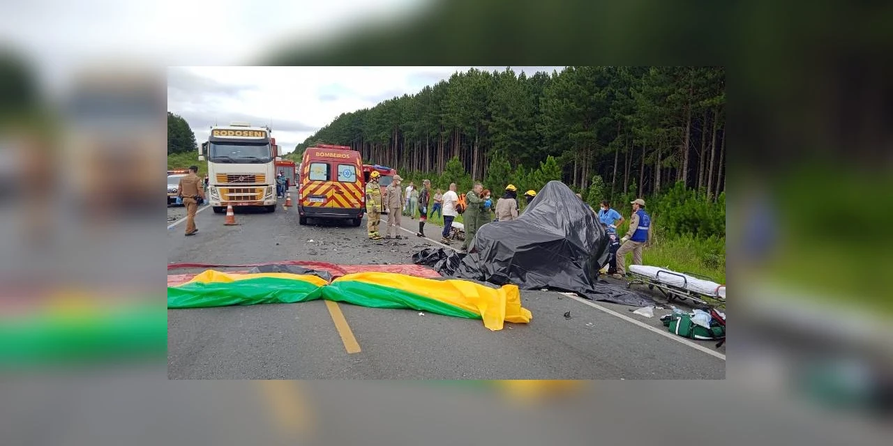 Três pessoas morrem em acidente na BR-277, em Palmeira